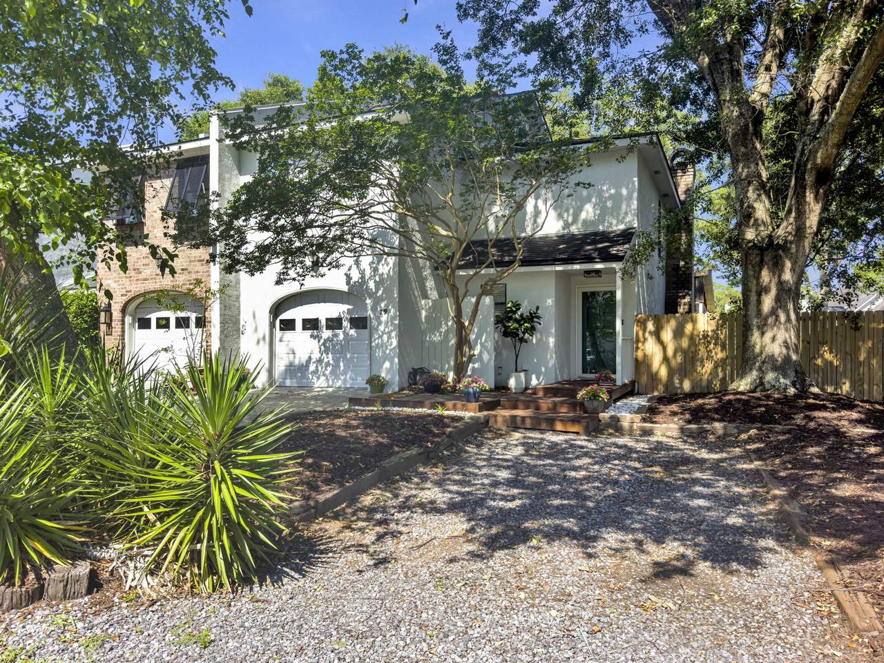 19 Meander Row - Photo 1