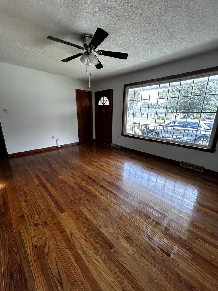 https://bt-photos.global.ssl.fastly.net/charleston/1280_boomver_1_26016595-2.jpg