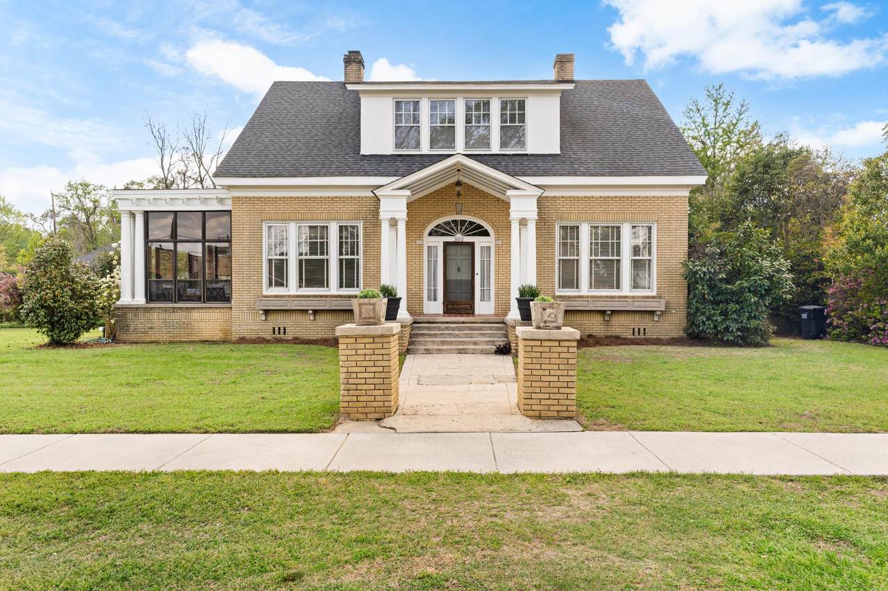 302 First Street - Photo 1