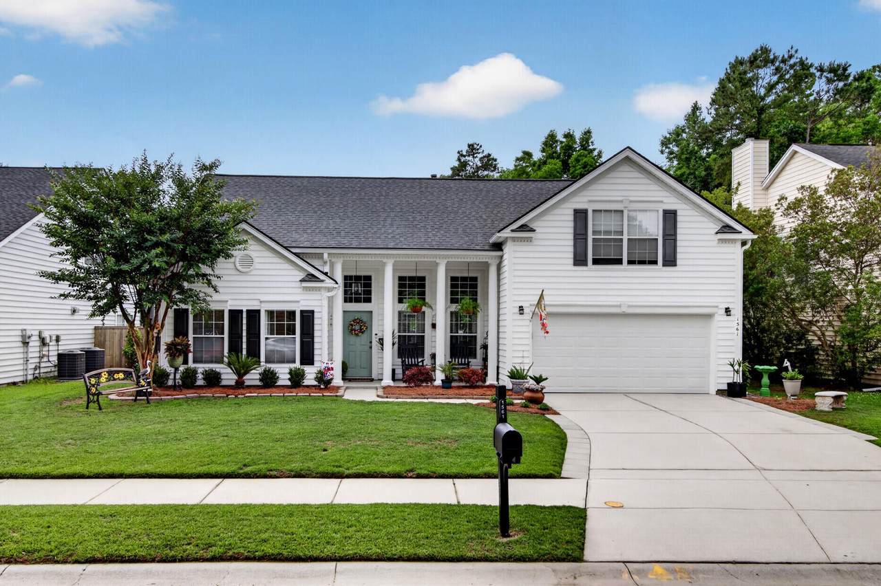 1561 Ashley Garden Boulevard - Photo 1