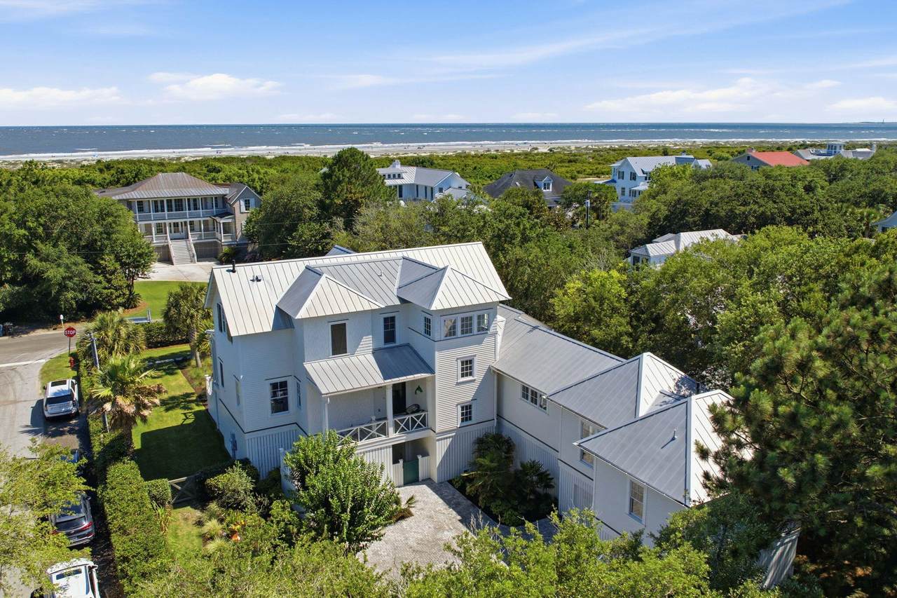 https://bt-photos.global.ssl.fastly.net/charleston/1280_boomver_1_26016809-2.jpg
