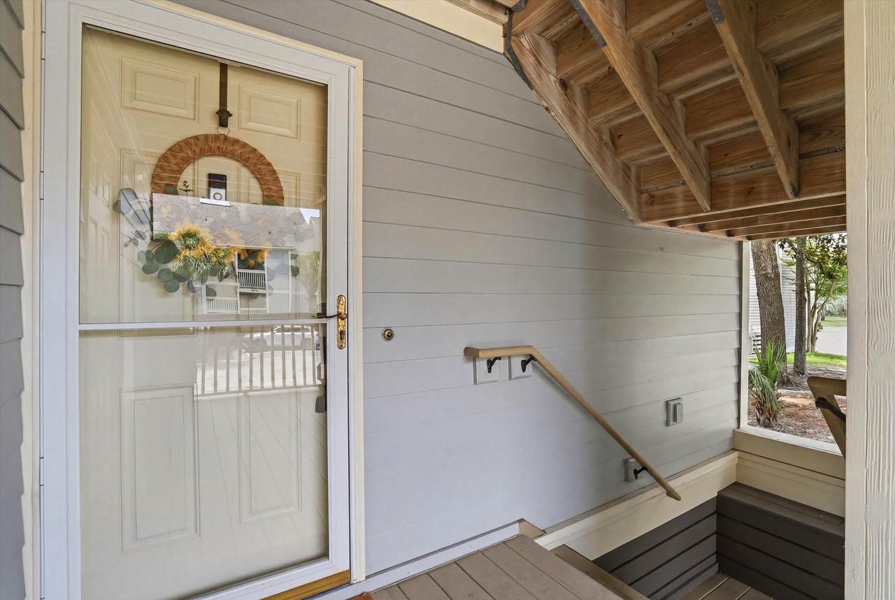 207 Little Oak Island Drive - Photo 1