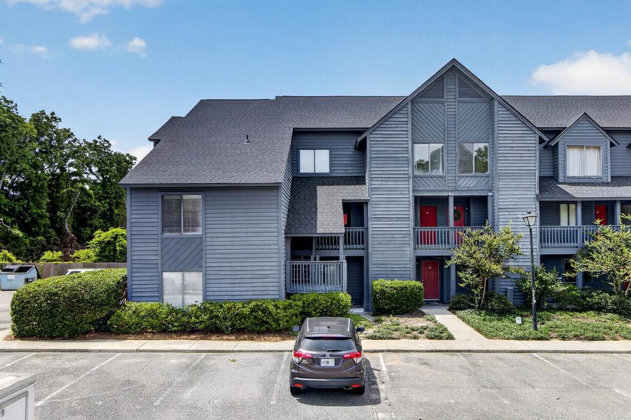1530 Fort Johnson Road - Photo 1