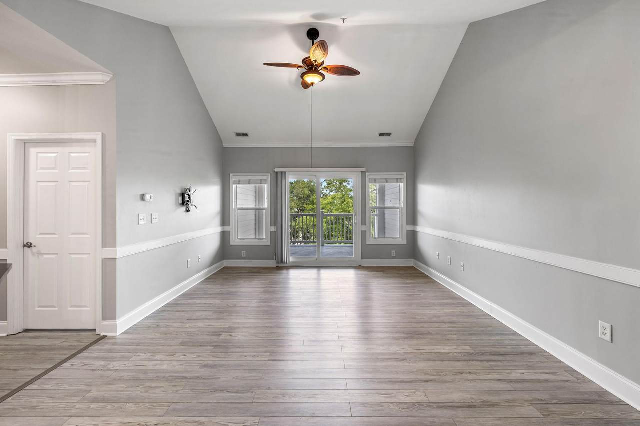 https://bt-photos.global.ssl.fastly.net/charleston/1280_boomver_1_26017645-2.jpg
