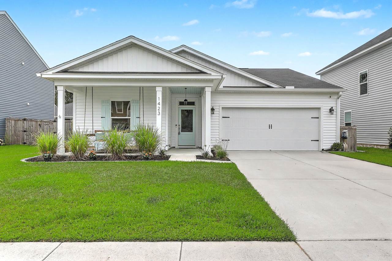 1423 Arabella Street - Photo 1