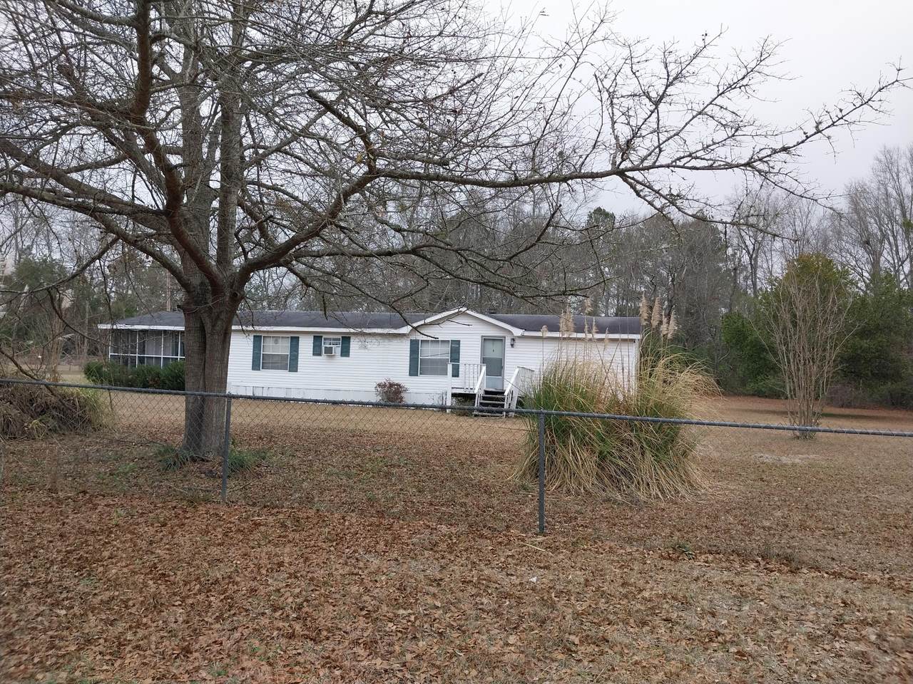 125 Silver Lane - Photo 1