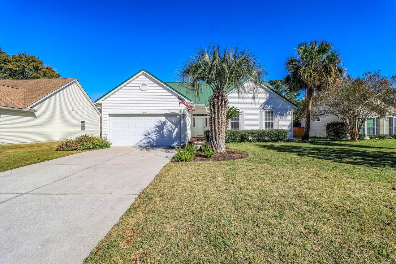 434 Piazza Court - Photo 1