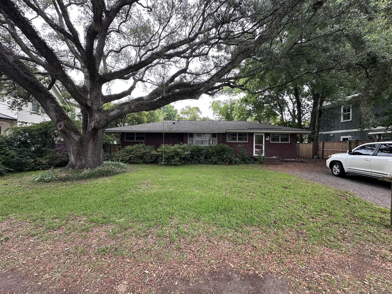 1496 Seminole Street - Photo 1