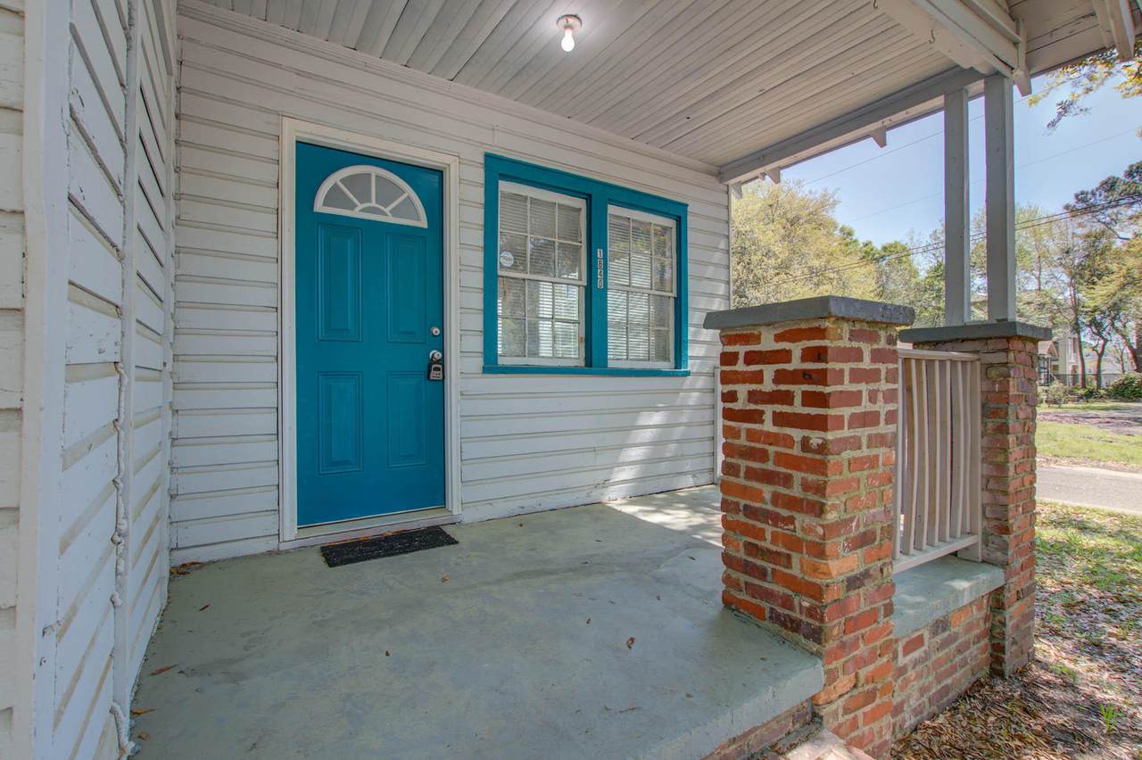 https://bt-photos.global.ssl.fastly.net/charleston/1280_boomver_1_26018026-2.jpg