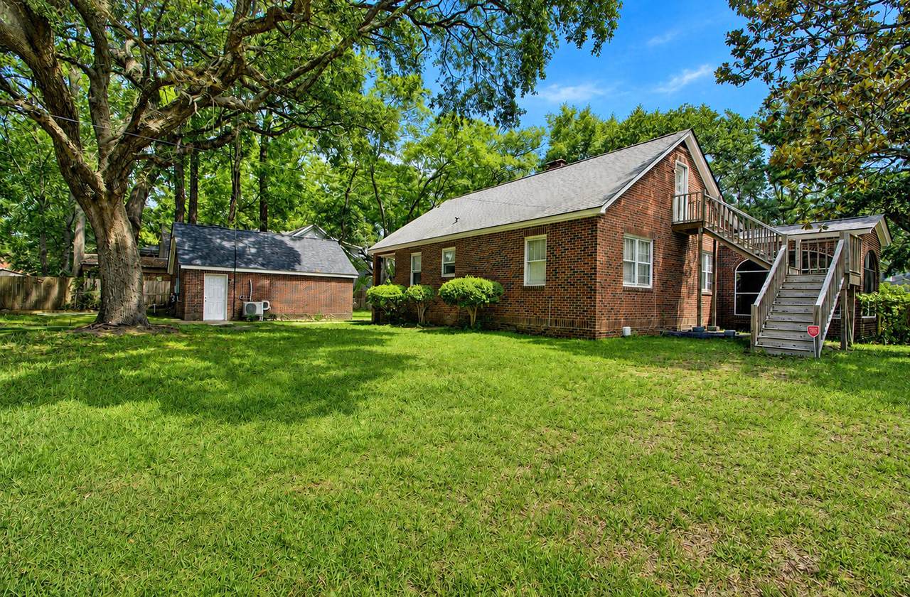 https://bt-photos.global.ssl.fastly.net/charleston/1280_boomver_1_26018272-2.jpg