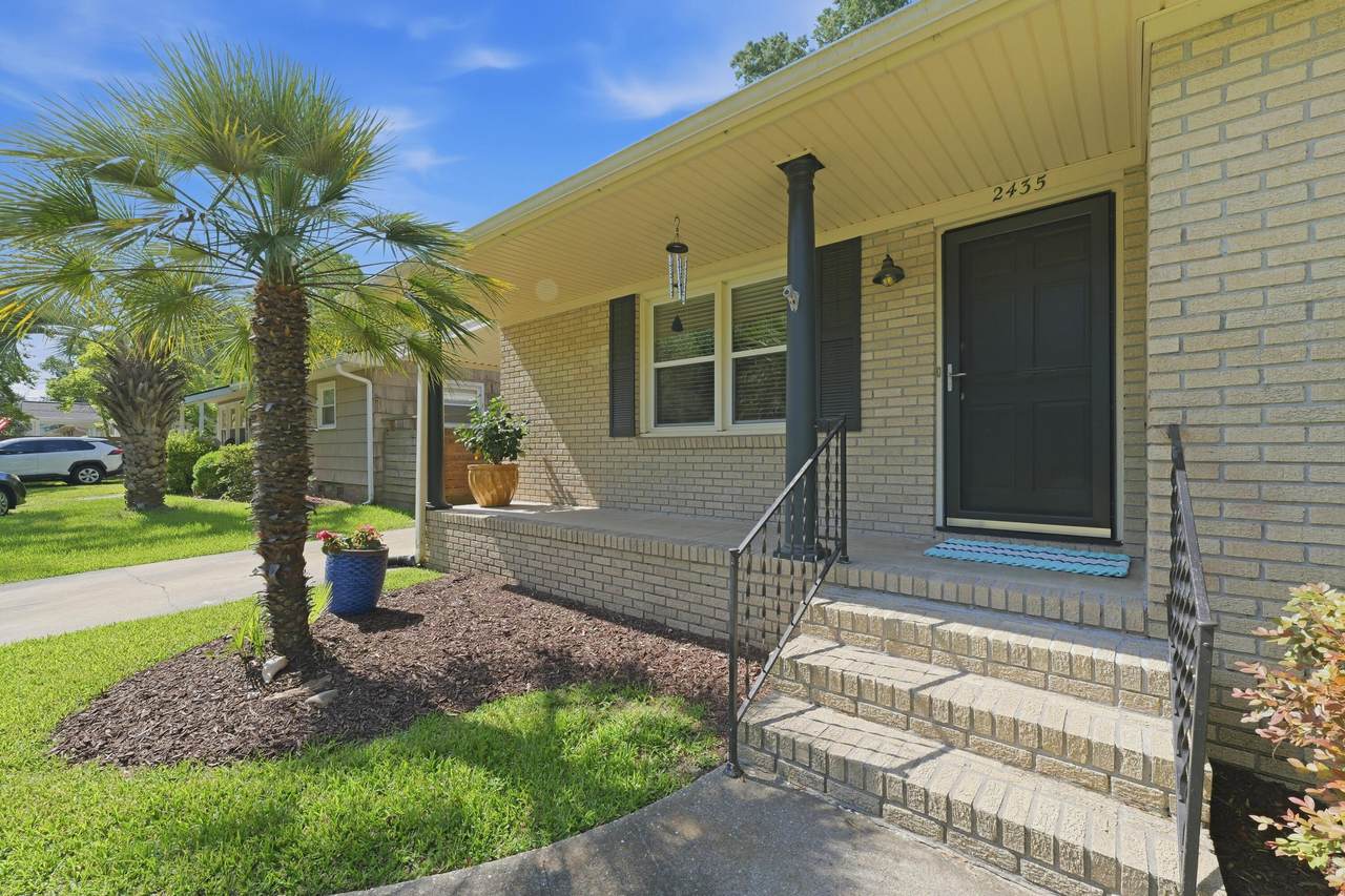 2435 Lantern Street - Photo 1