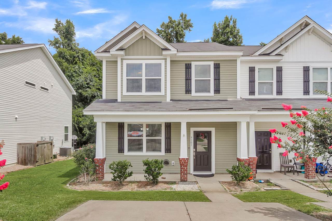 9101 Parlor Drive - Photo 1
