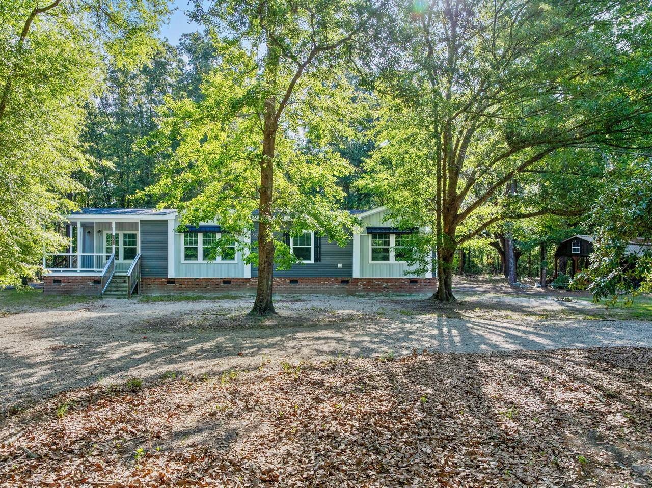 404 Marion Road - Photo 1