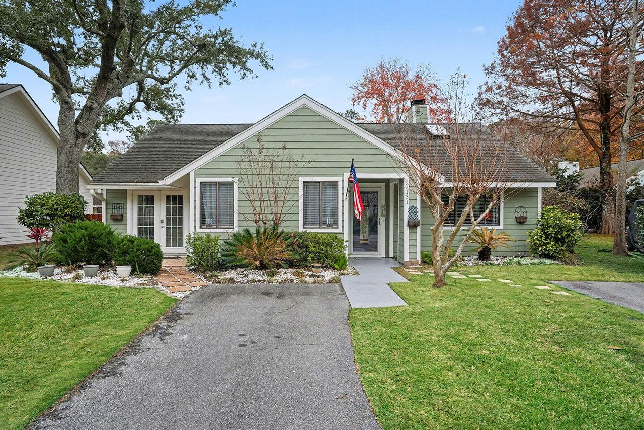 1131 Daffodil Lane - Photo 1