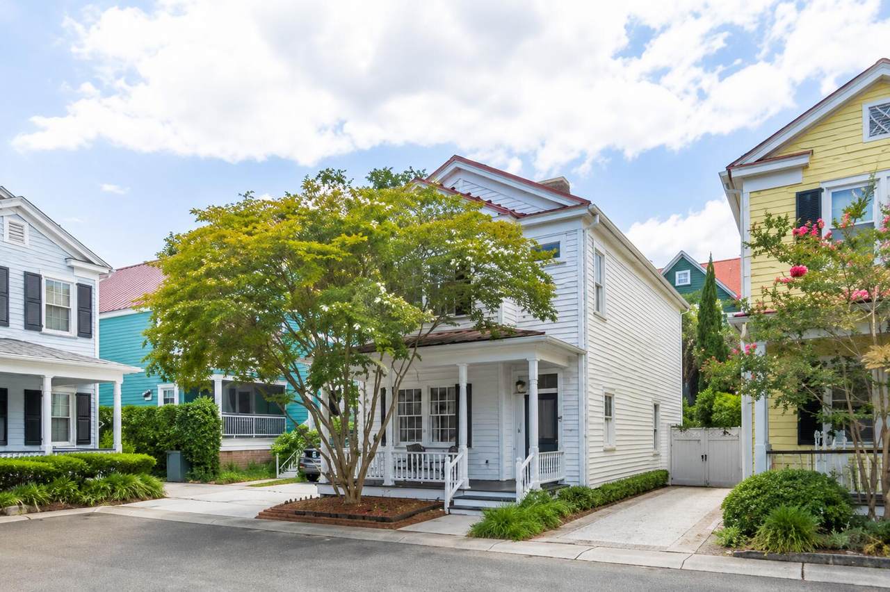 13 Smith Place - Photo 1