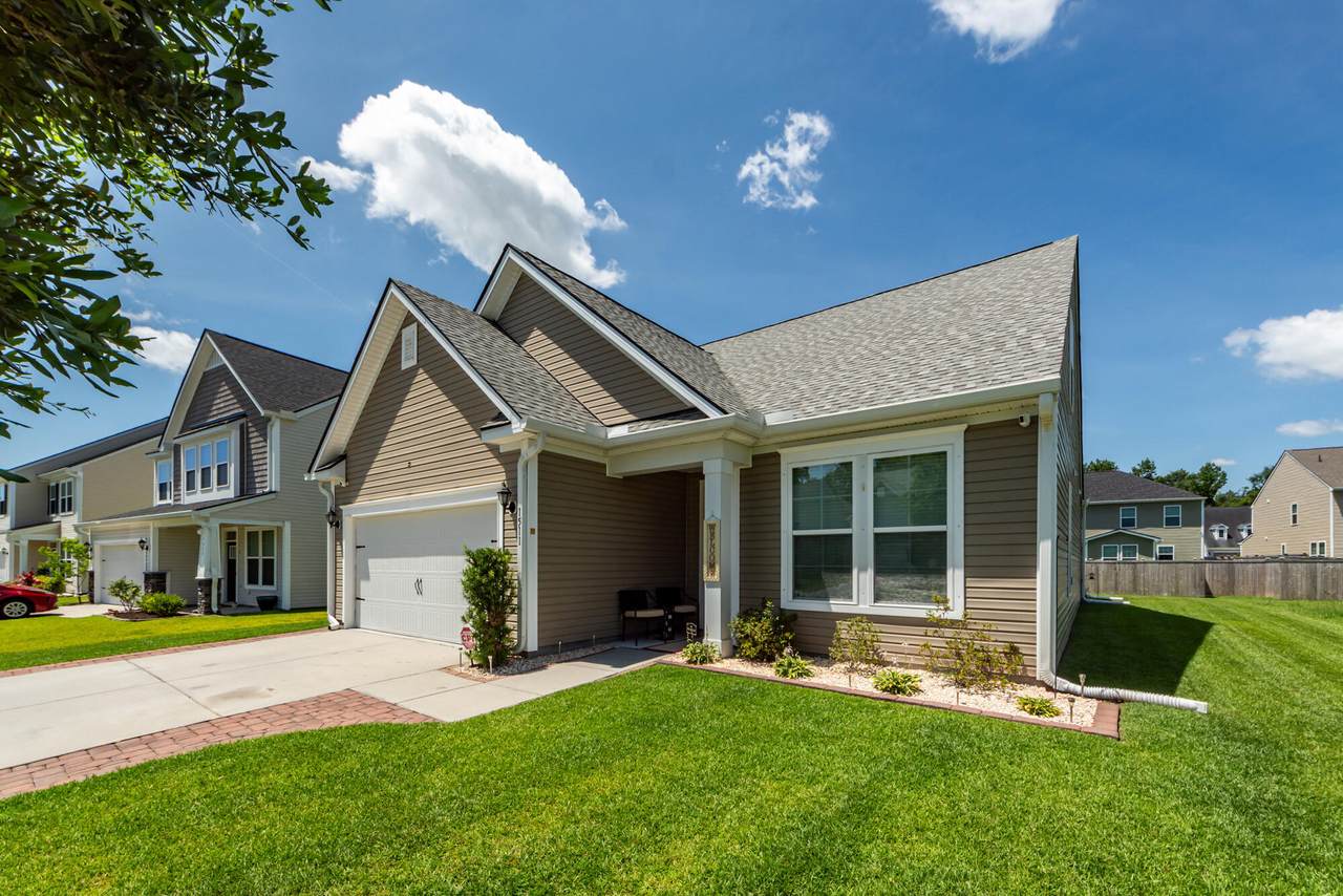 1511 Sanborll Landing Drive - Photo 1