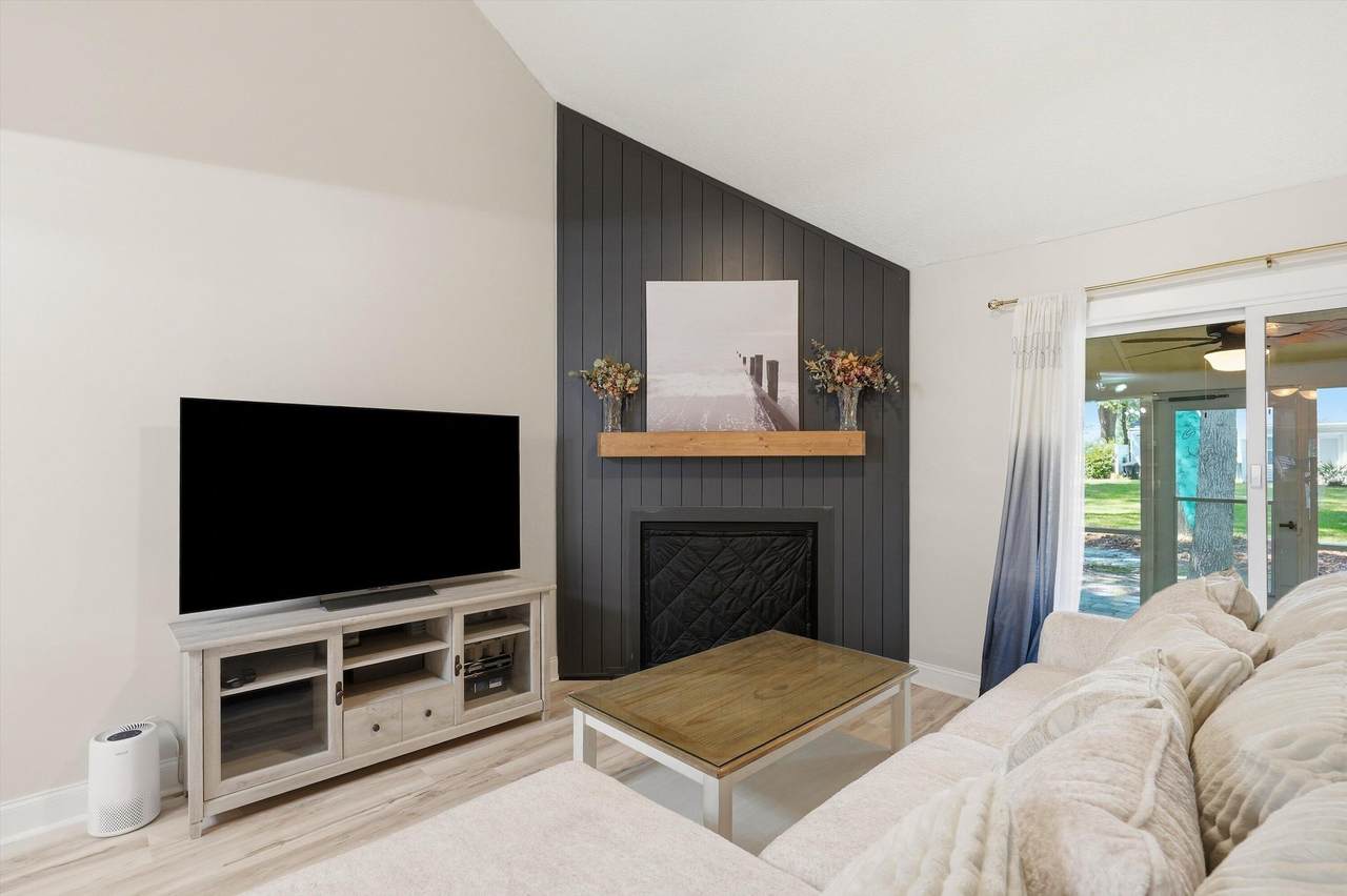 7880 Champion Way - Photo 1