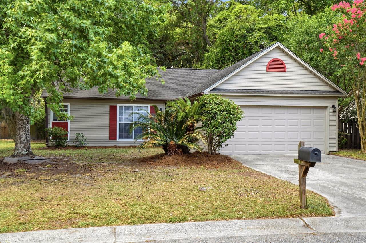 2403 Castlereagh Road - Photo 1