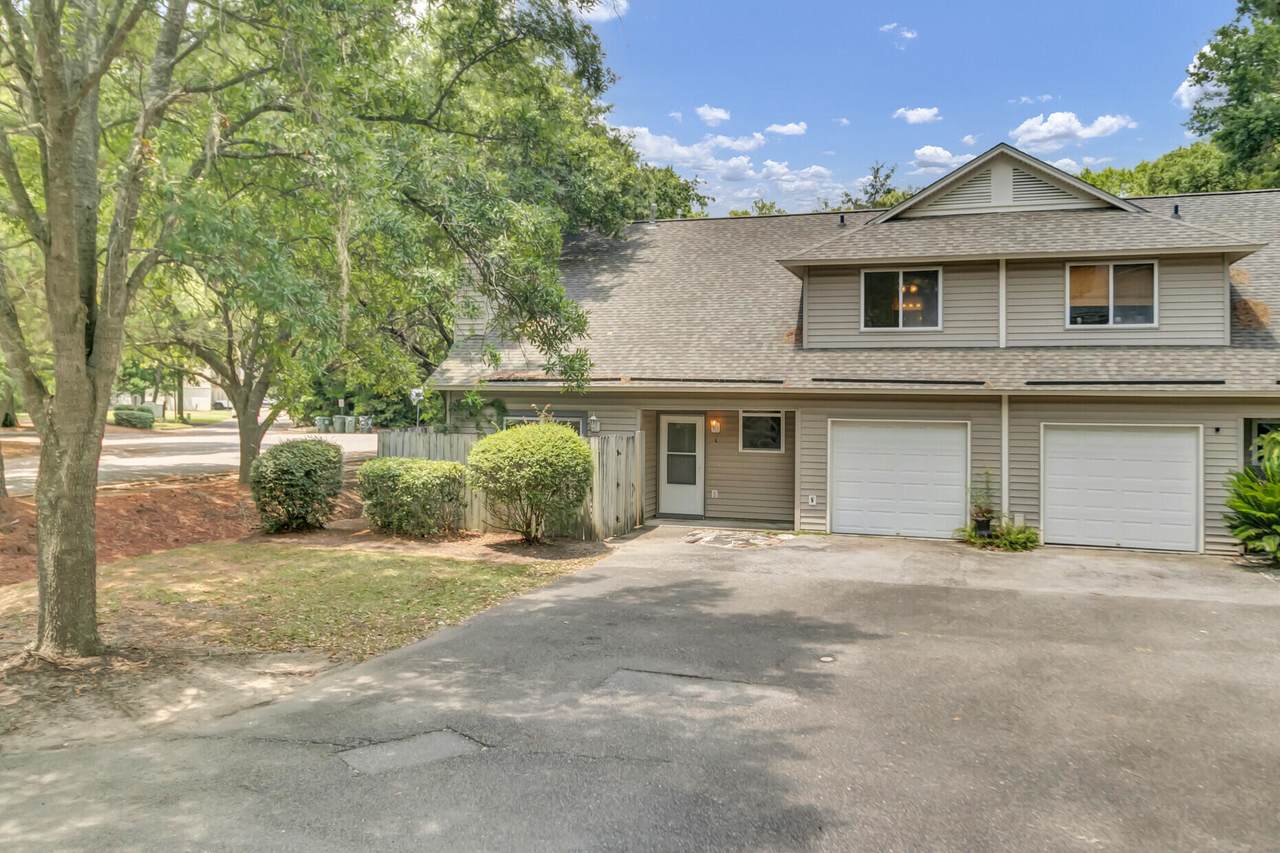 940 Estates - Photo 1
