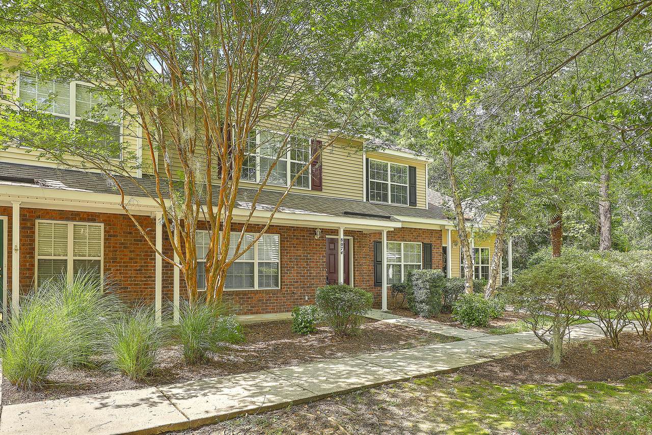 8074 Shadow Oak Drive - Photo 1
