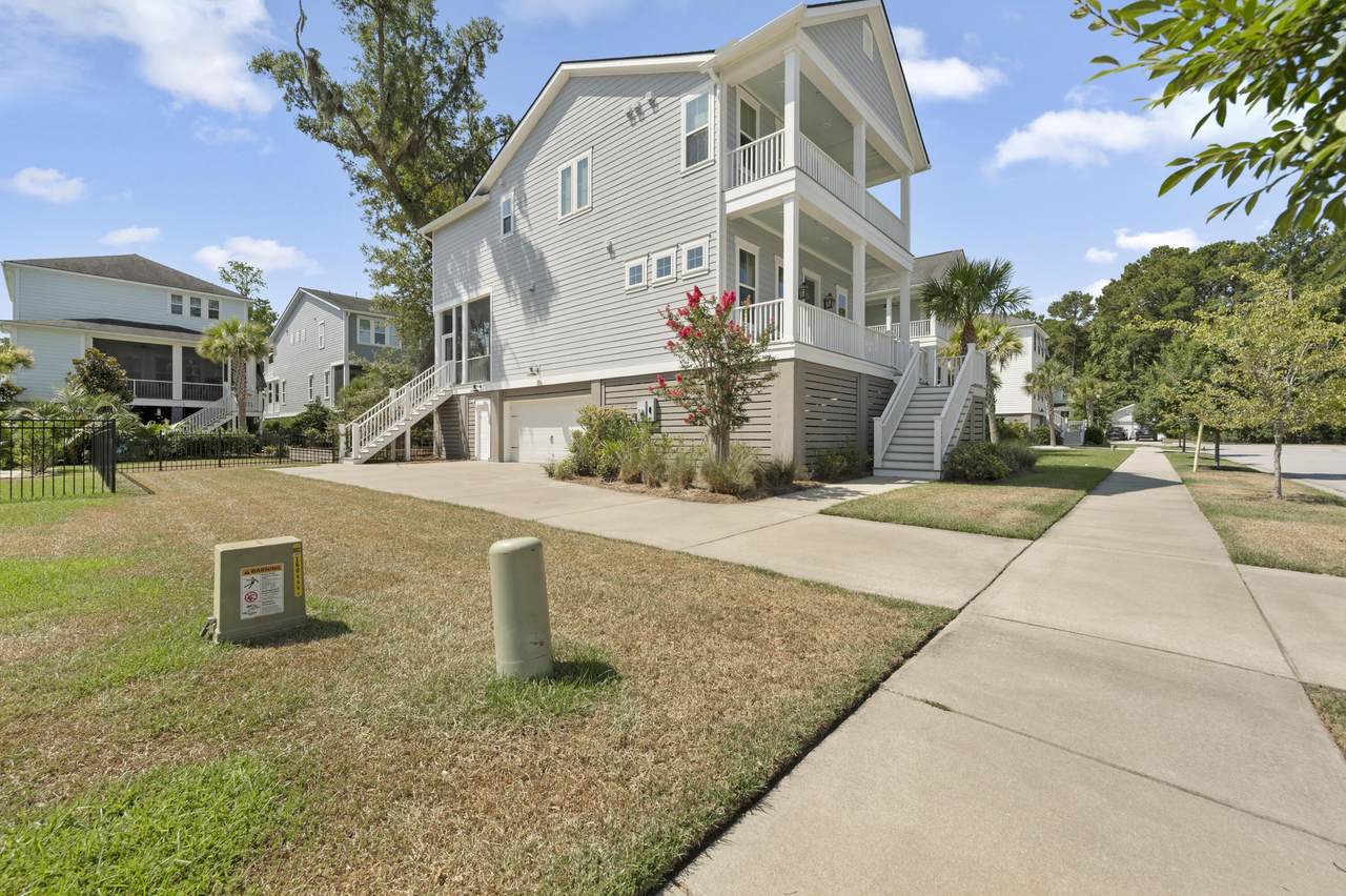 https://bt-photos.global.ssl.fastly.net/charleston/1280_boomver_1_26019708-2.jpg
