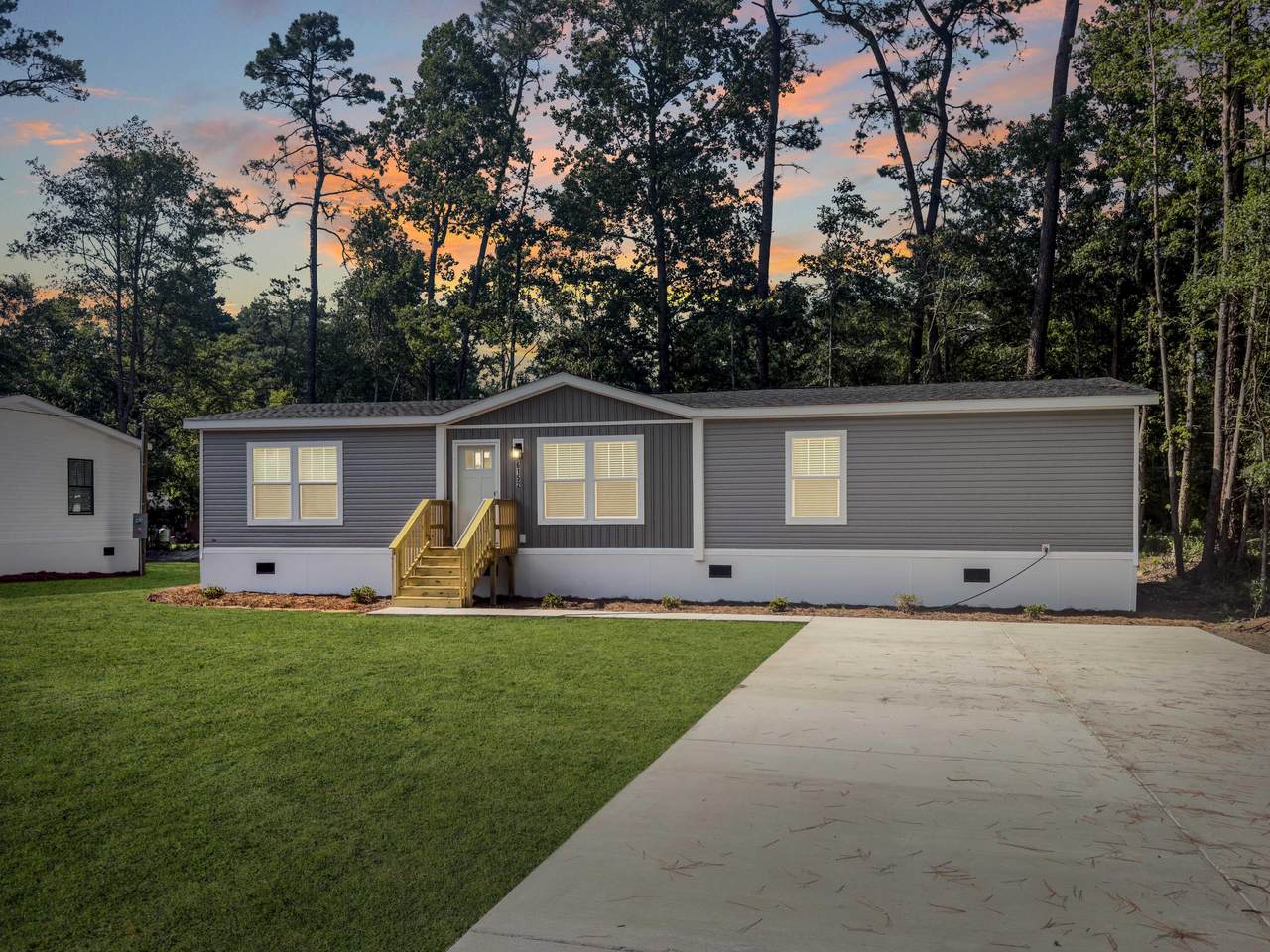 6152 Smith Road - Photo 1