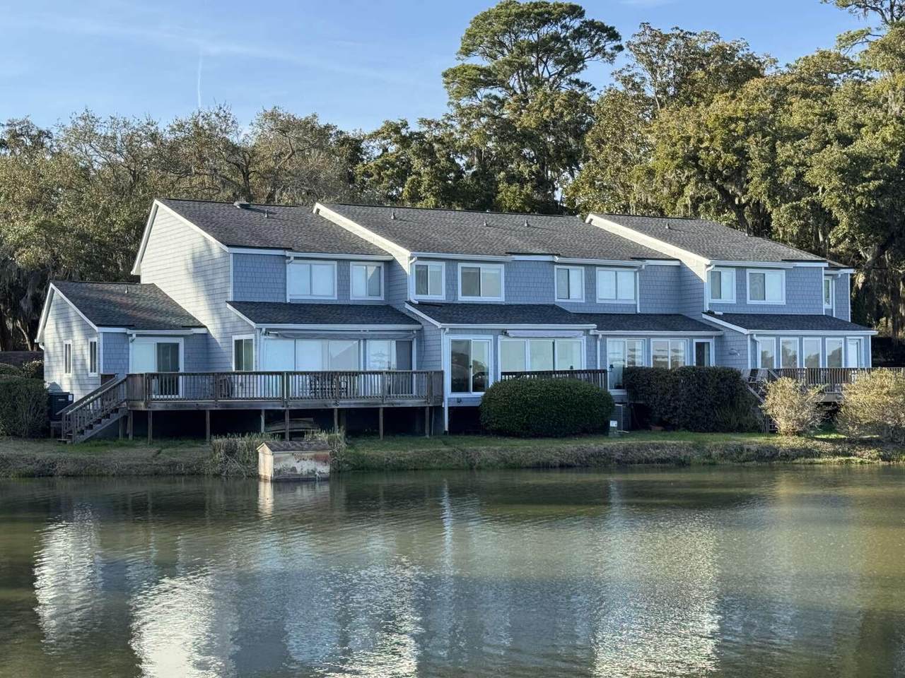 153 Finch Drive - Photo 1