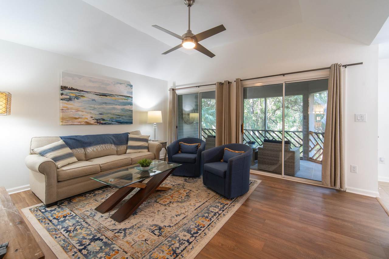 5504 Green Dolphin Way - Photo 1