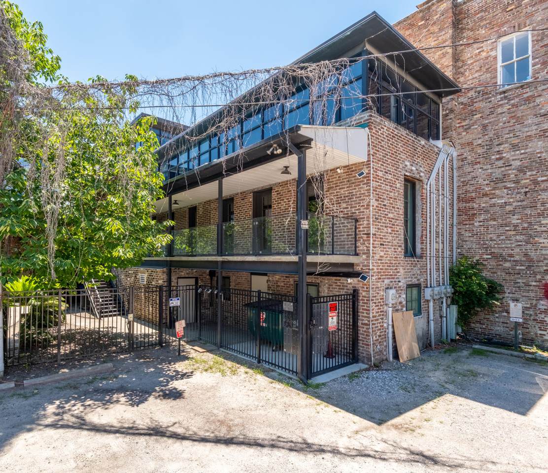 348 King Street - Photo 1