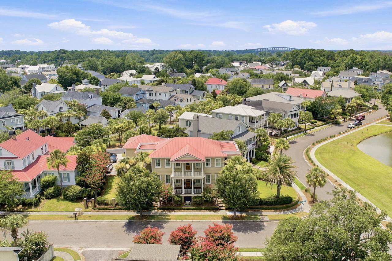 https://bt-photos.global.ssl.fastly.net/charleston/1280_boomver_1_26020106-2.jpg