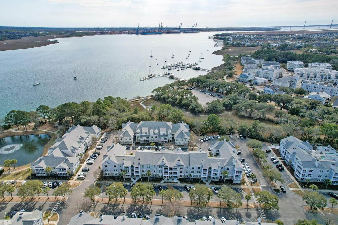 https://bt-photos.global.ssl.fastly.net/charleston/1280_boomver_1_26020211-2.jpg