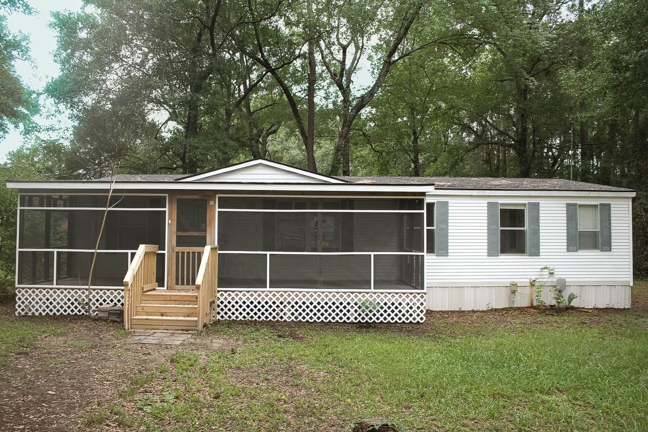 745 Rio Vista Lane - Photo 1