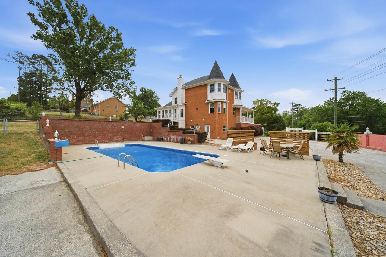 201 Bramblewood Circle - Photo 1