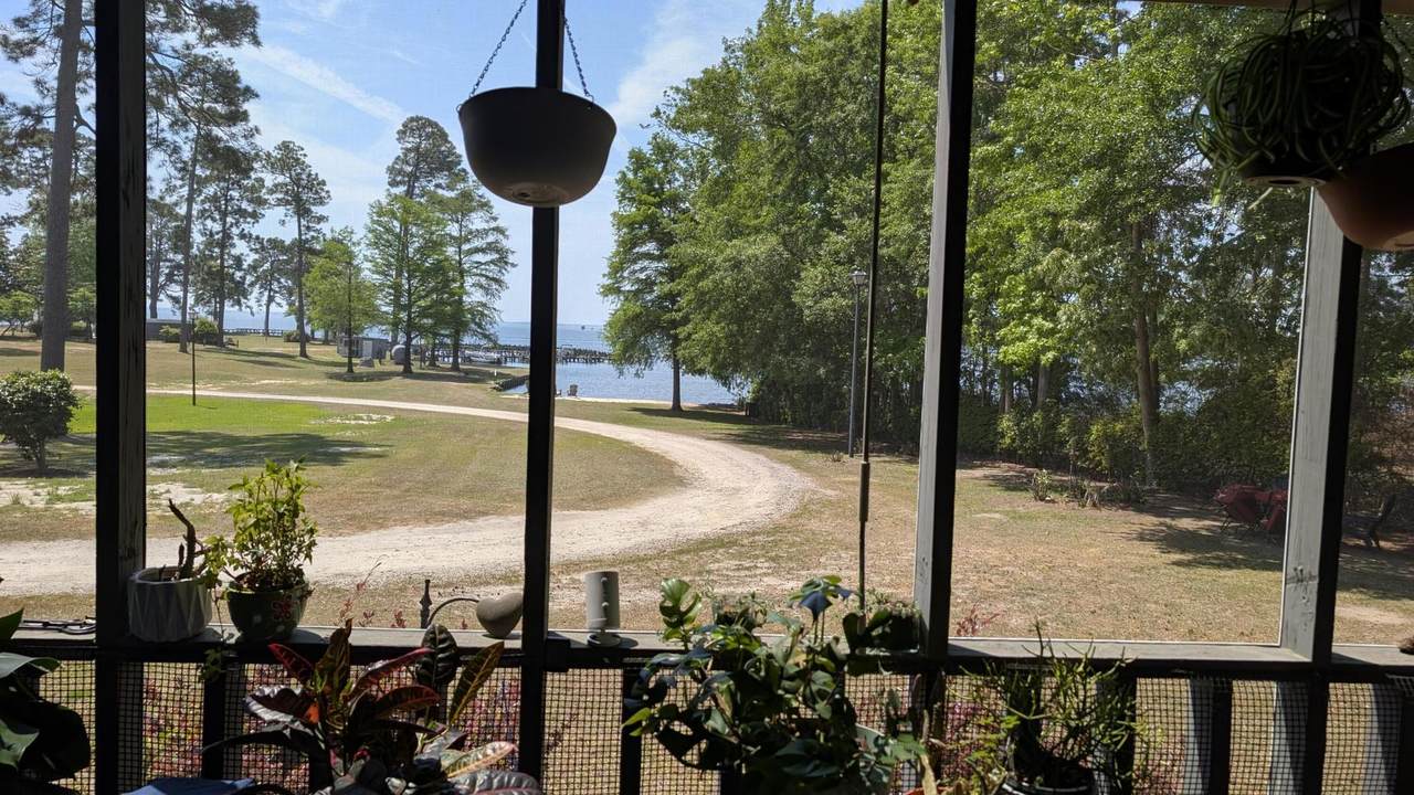 https://bt-photos.global.ssl.fastly.net/charleston/1280_boomver_1_26020358-2.jpg