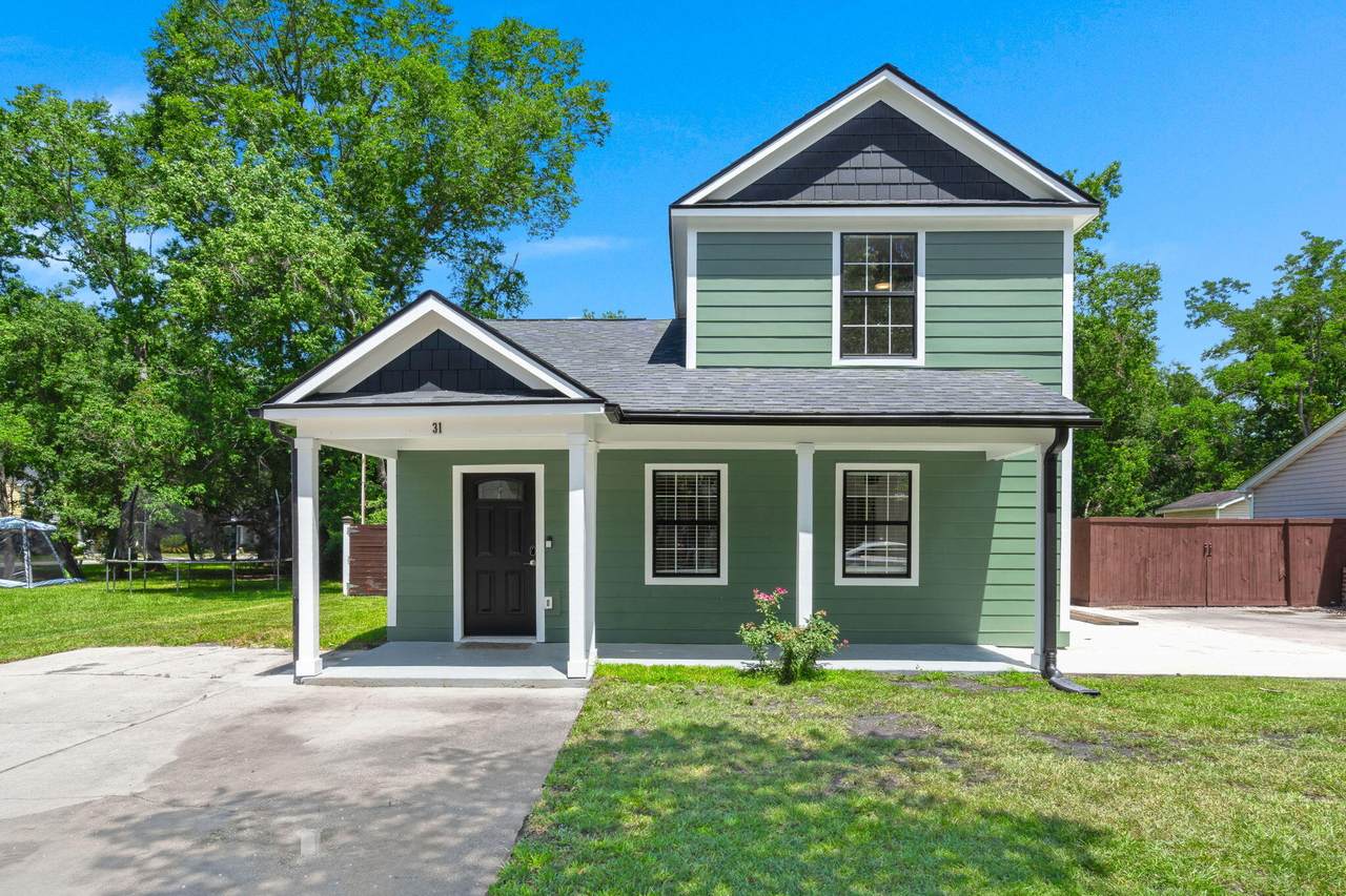 31 Woodleaf Court - Photo 1