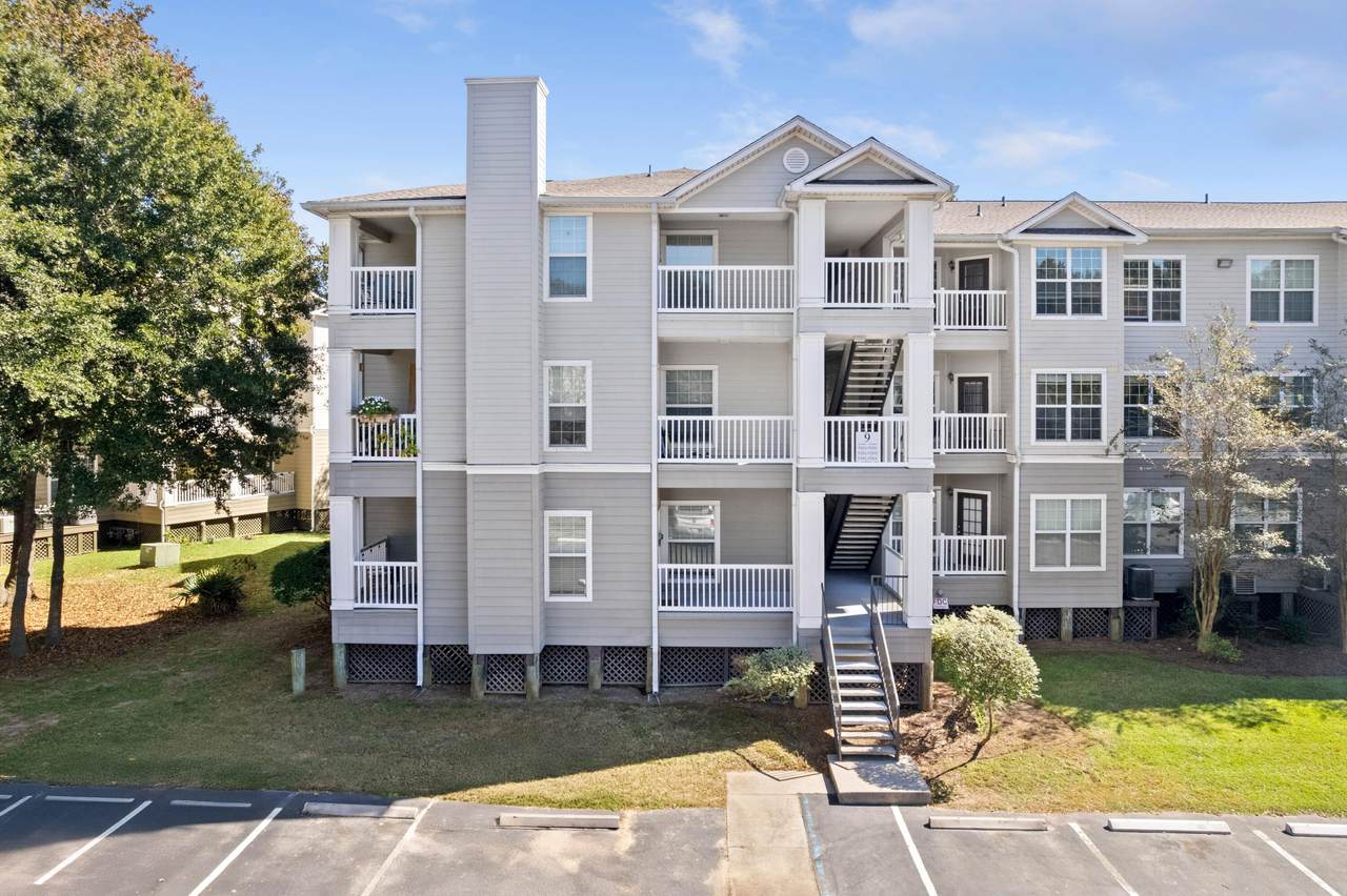 700 Daniel Ellis Drive - Photo 1