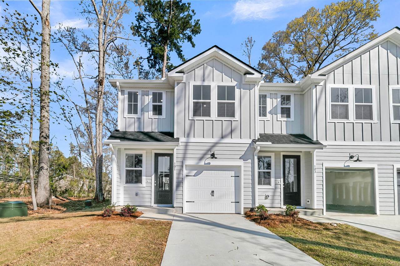 147 Berry Shoals Drive - Photo 1