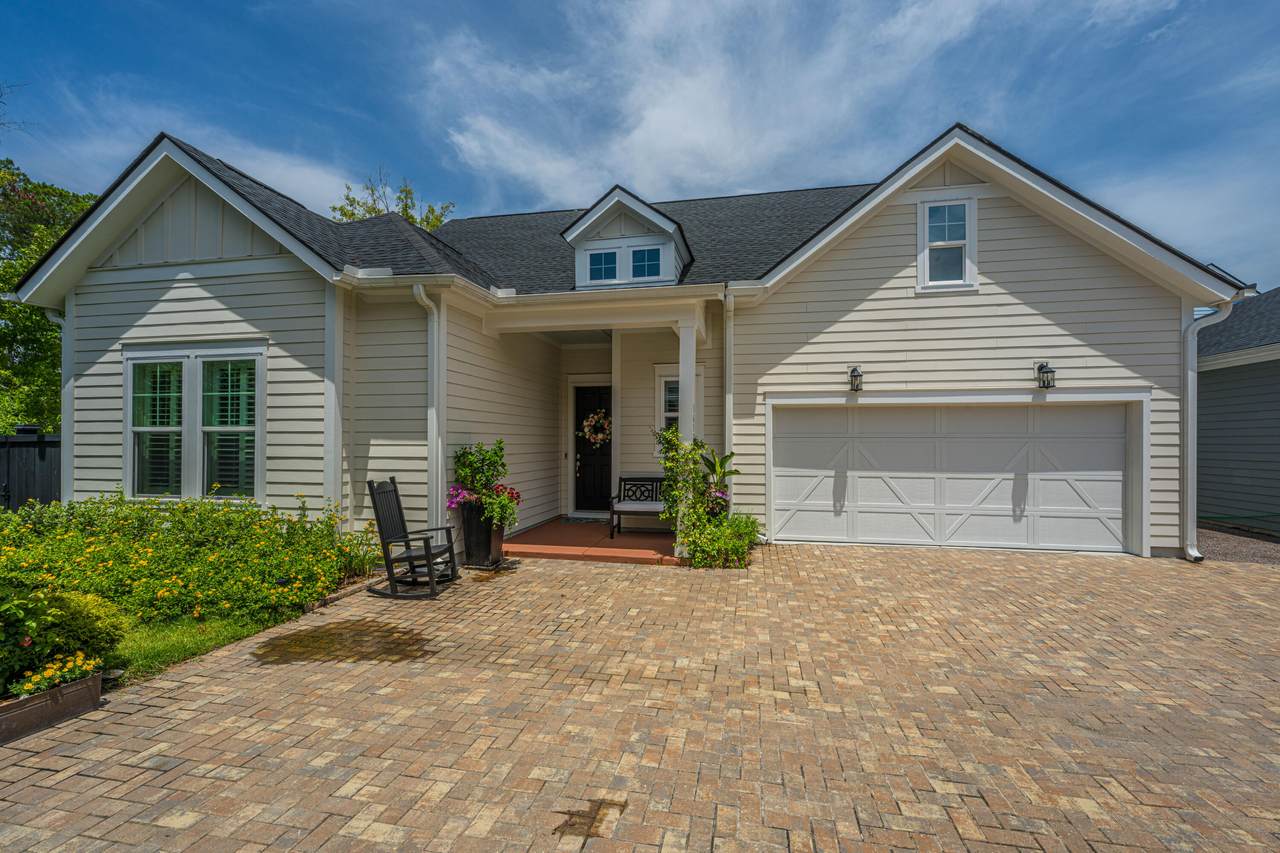 1657 Adventure Crossing - Photo 1