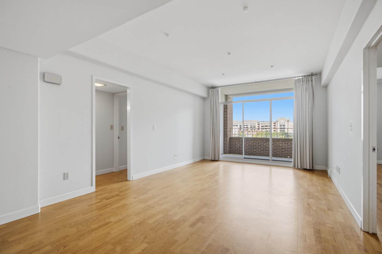 14 Lockwood Drive - Photo 1