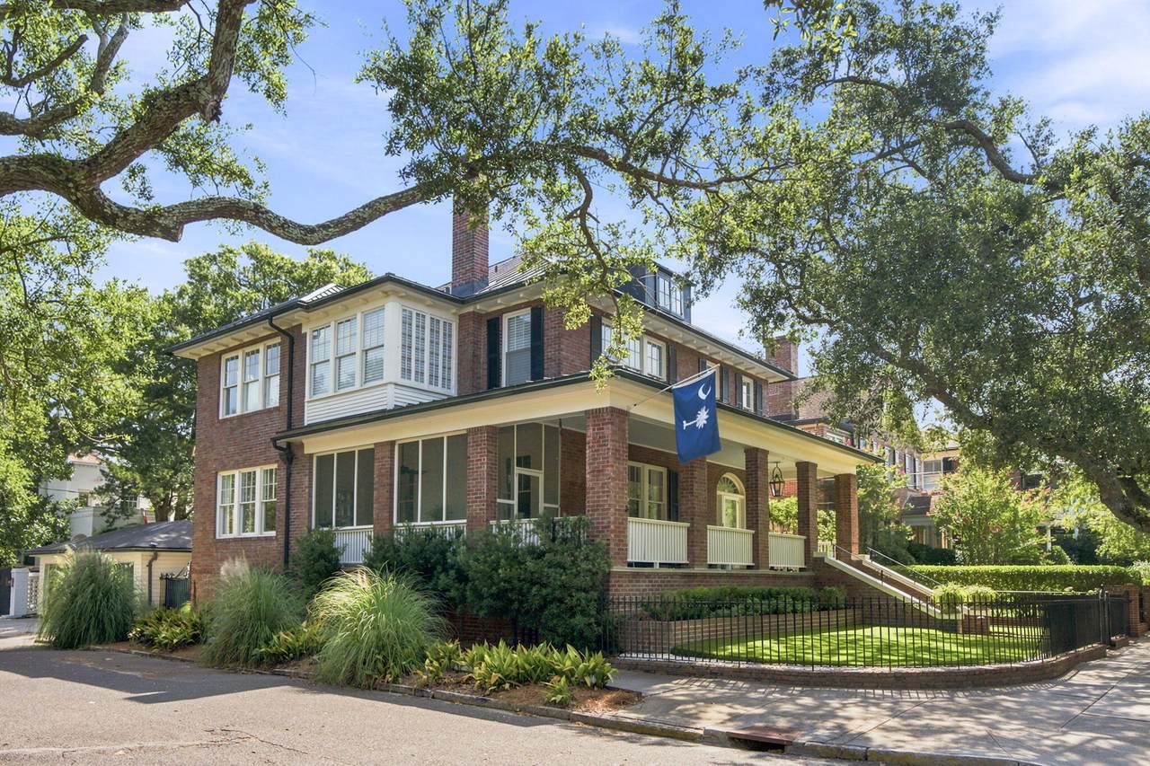 106 Battery Street - Photo 1