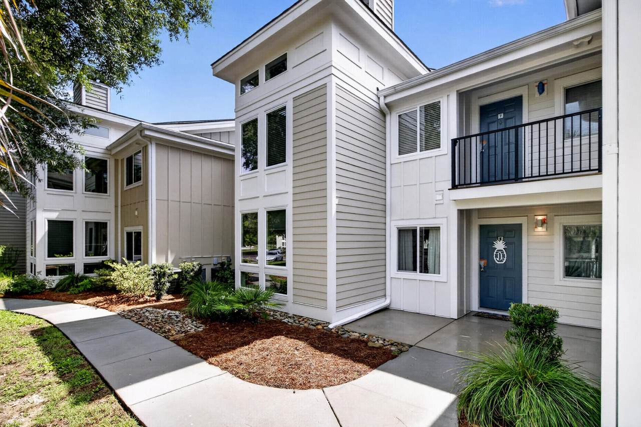 271 Alexandra - Photo 1