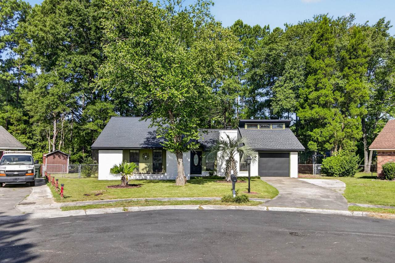 410 Fox Hunt Road - Photo 1