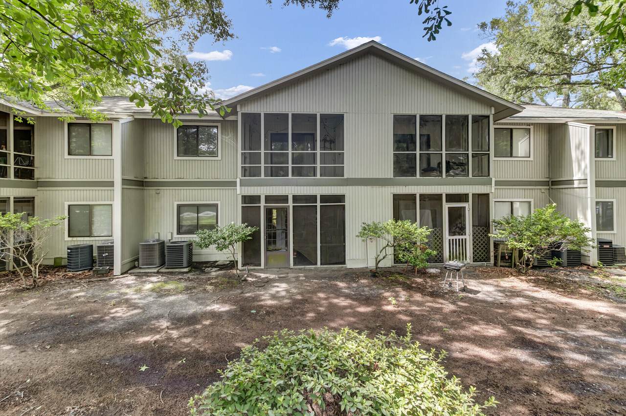 2754 Jobee Drive - Photo 1