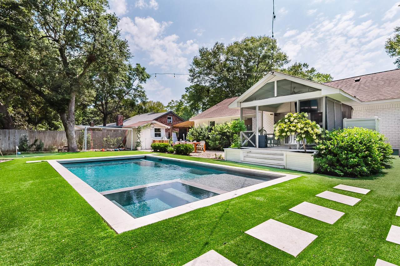 1285 Old Colony Road - Photo 1