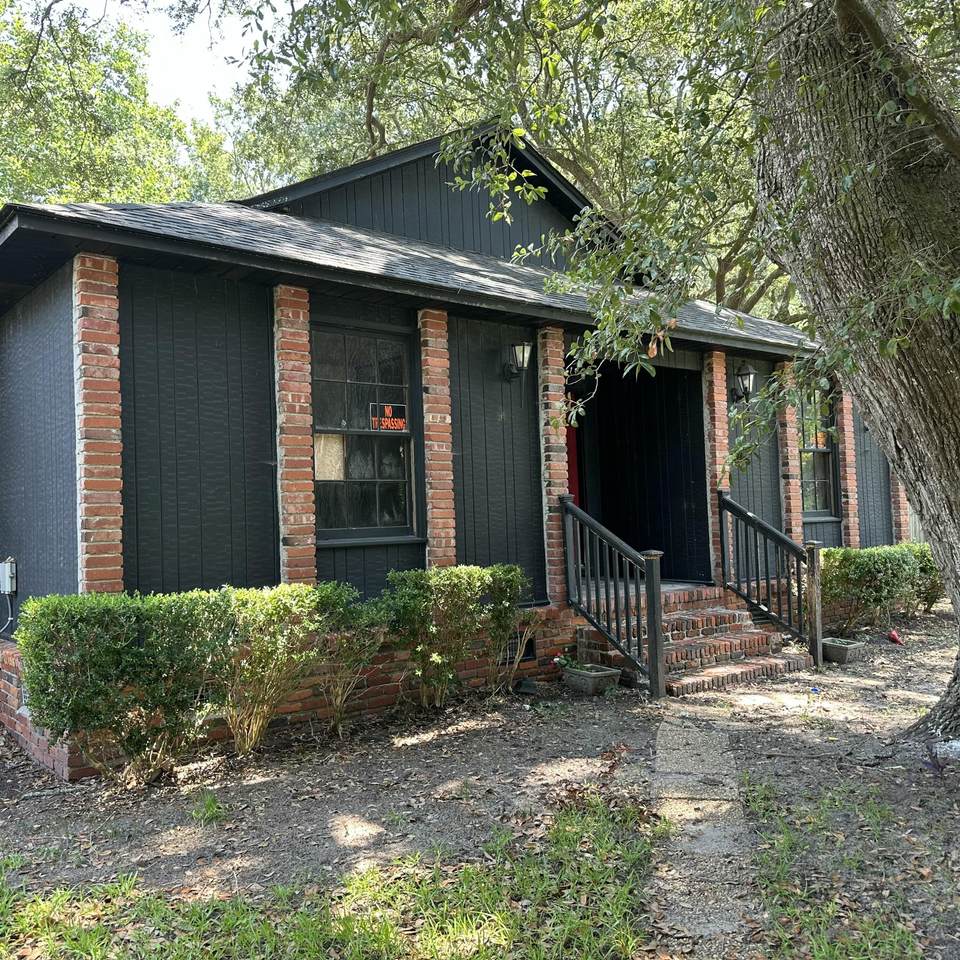 https://bt-photos.global.ssl.fastly.net/charleston/1280_boomver_1_26022127-2.jpg