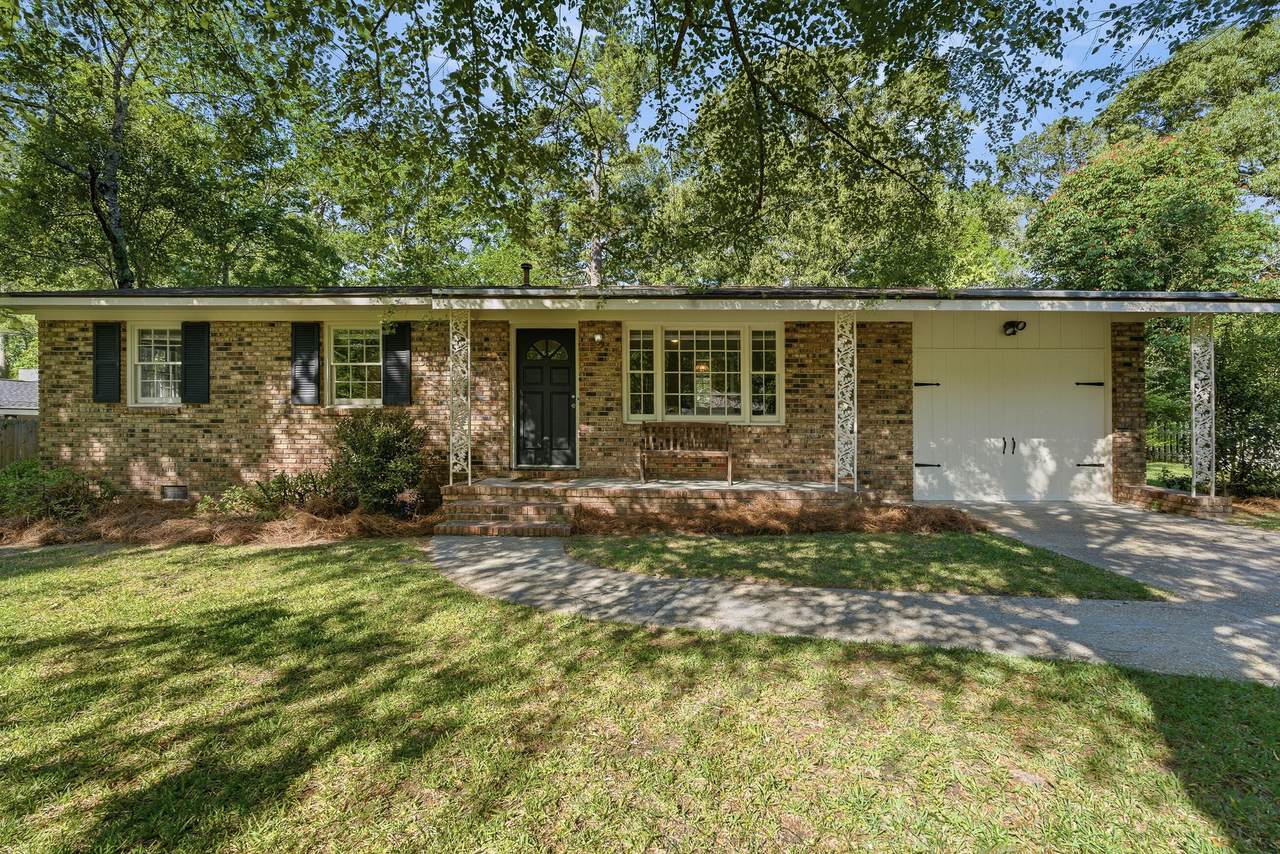 411 Forest Circle - Photo 1