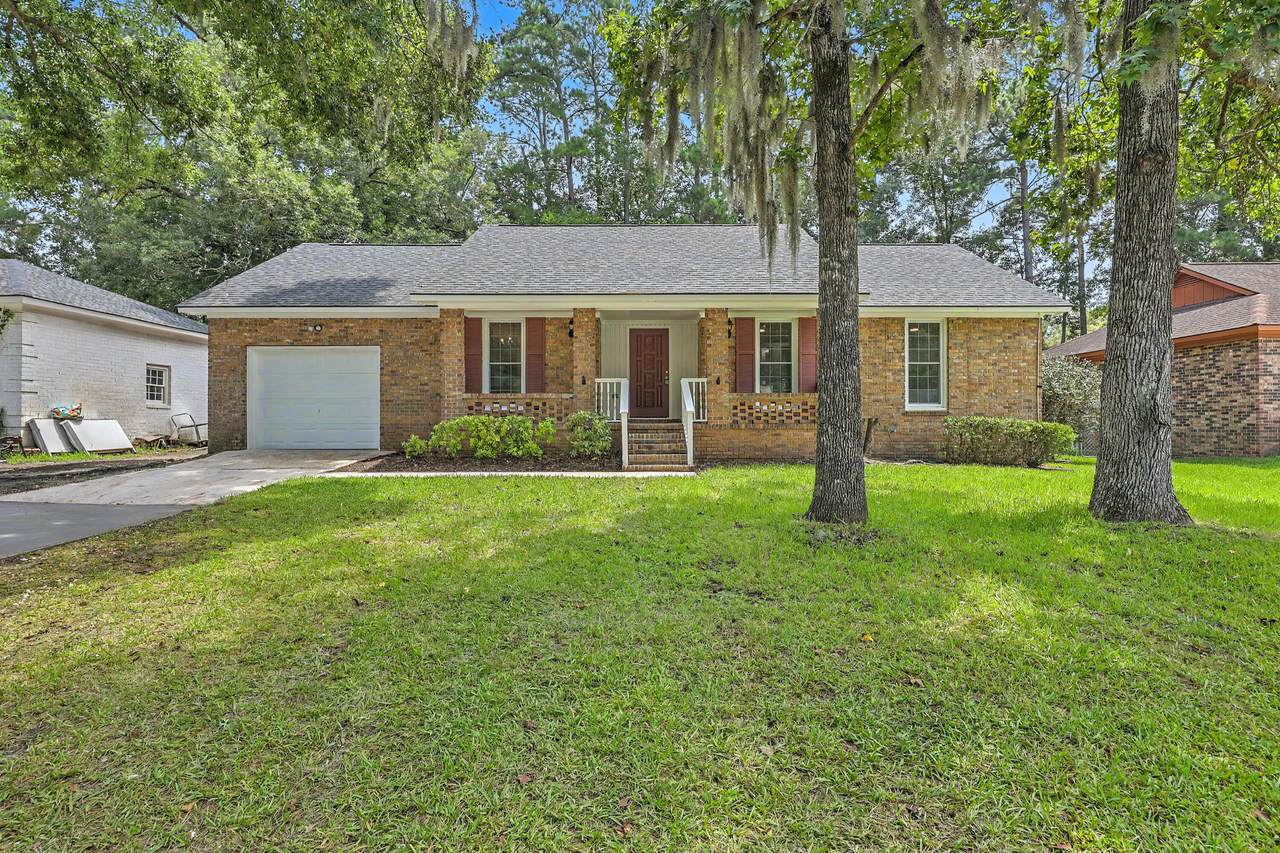 217 Beverly Drive - Photo 1