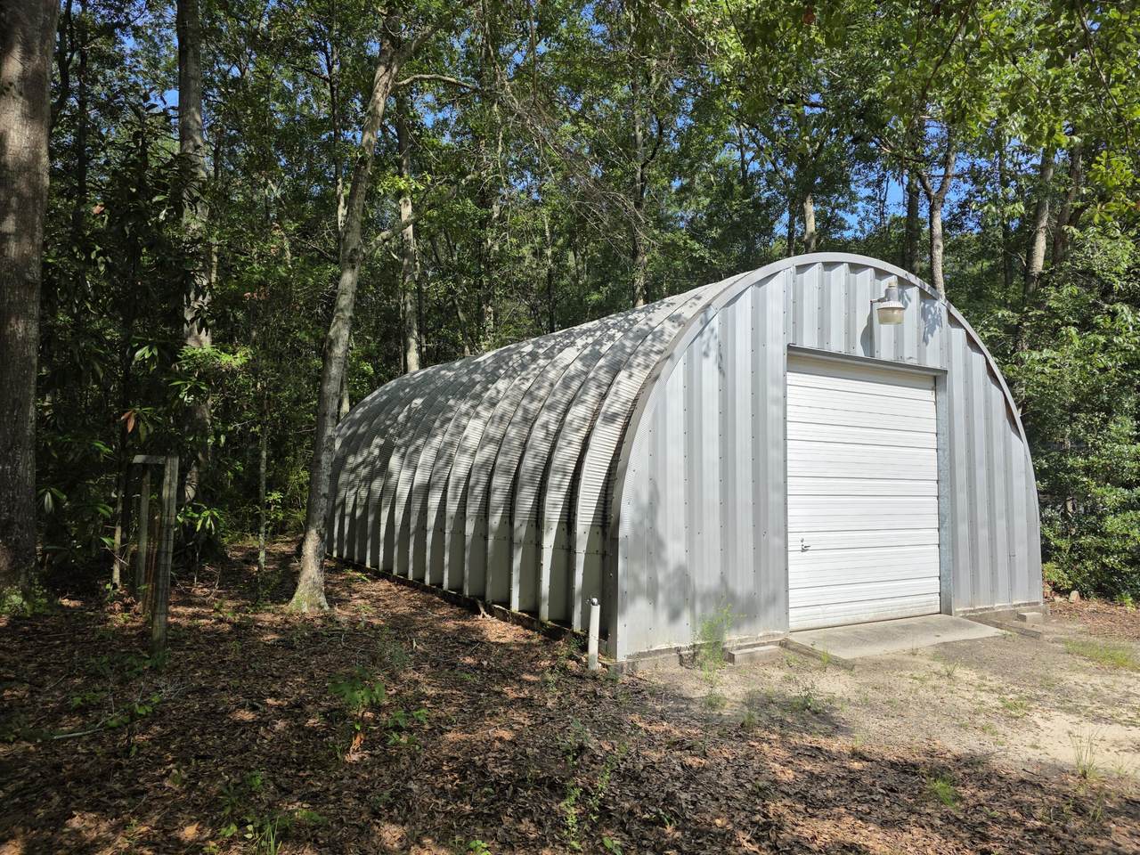 129 Knott Drive - Photo 1