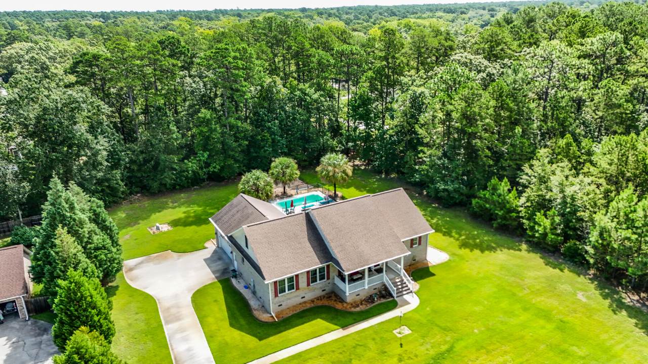 151 Poplar Creek Drive - Photo 1