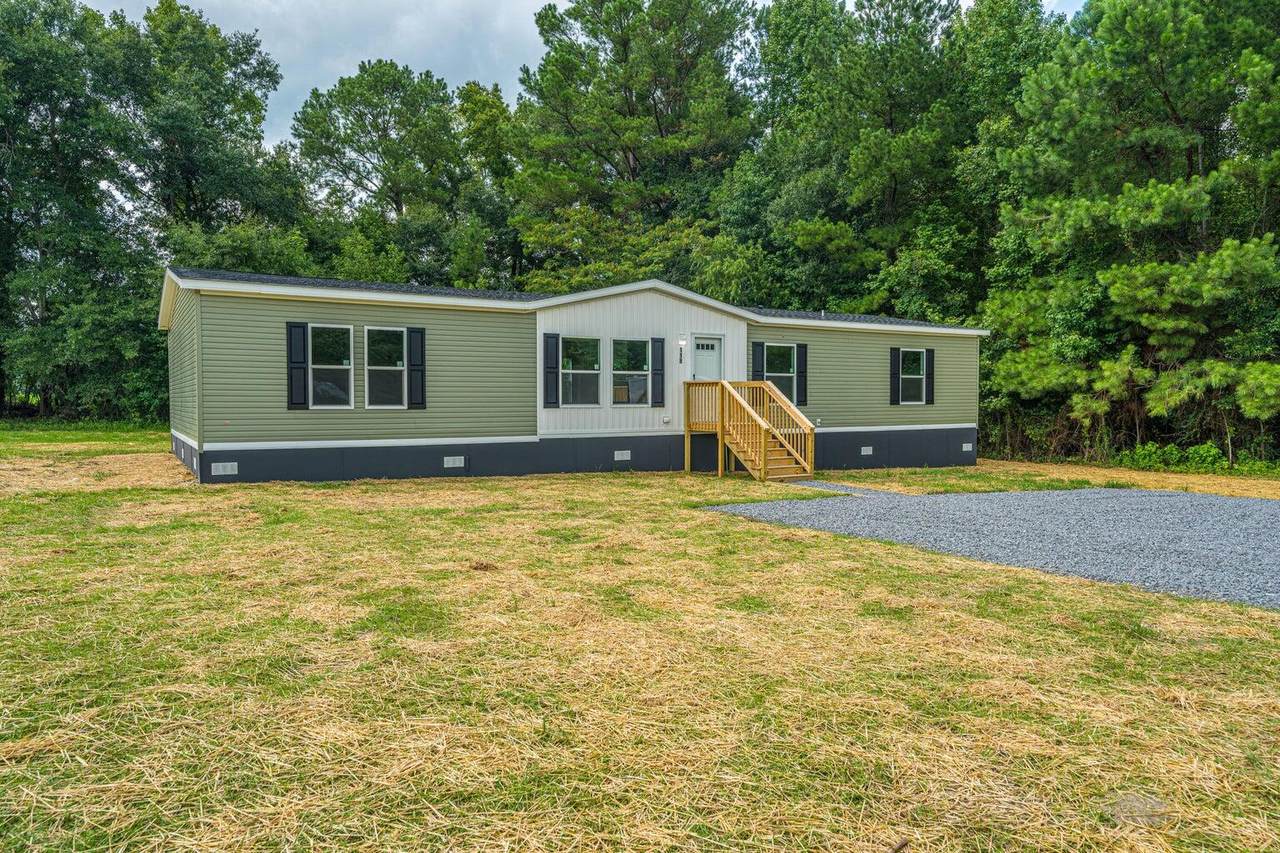 239 Belfast Avenue - Photo 1